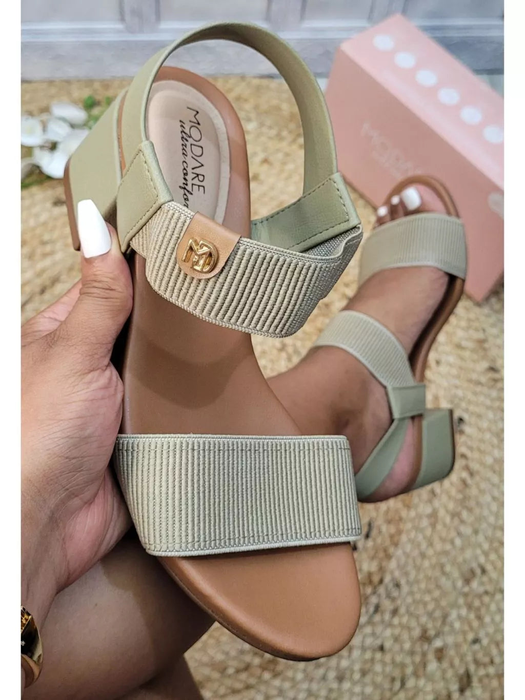 Sandalia Calce Fácil Modare Salto Baixo Bloco Ultra Leve (50 ANOS MODARE - VENDAS NO VAREJO LIBERADO PARA HOJE) )